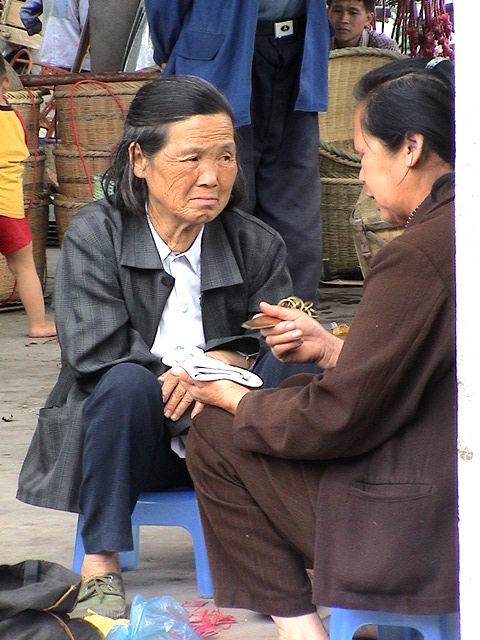 03 五一花坪趣事 ;刮痧问米奇谭.(付图片.