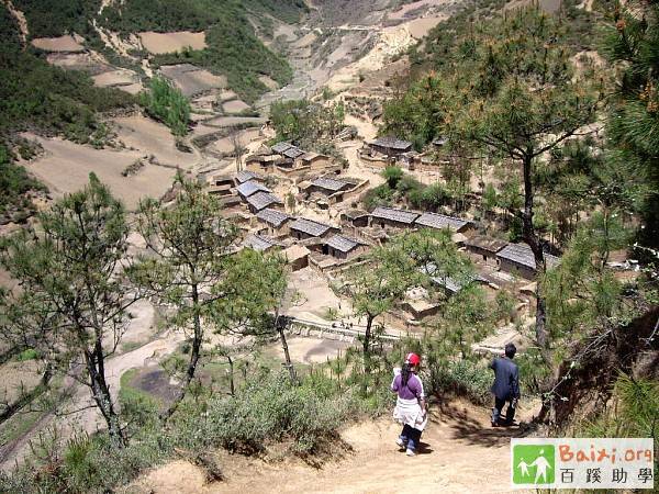 关于布拖,布拖县位于四川省西南部,在凉山彝族自治州的东南,地处"